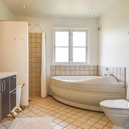 Casa vacanze Amazing In With Wifi Ringkøbing